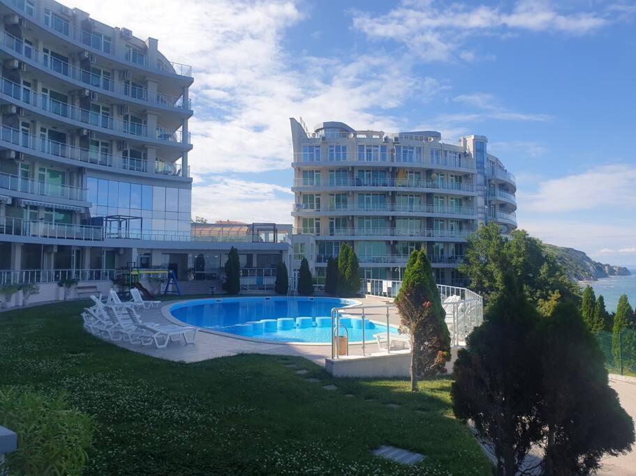Studio Silver Terace With Sea View For 4 Person Byala  Buitenkant foto